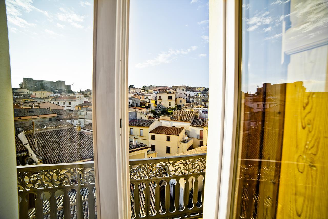 Hotel La Casa Nel Borgo Antico Melfi Exteriér fotografie