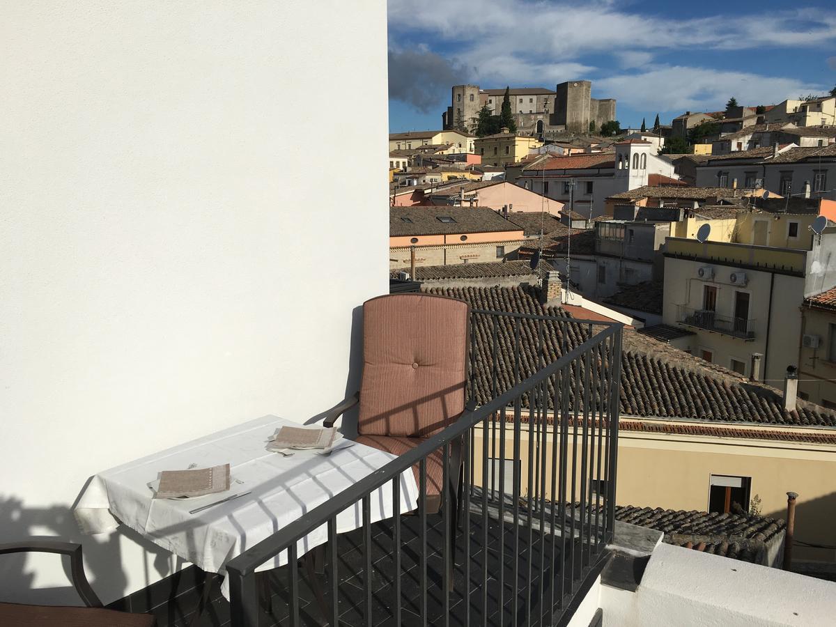 Hotel La Casa Nel Borgo Antico Melfi Exteriér fotografie